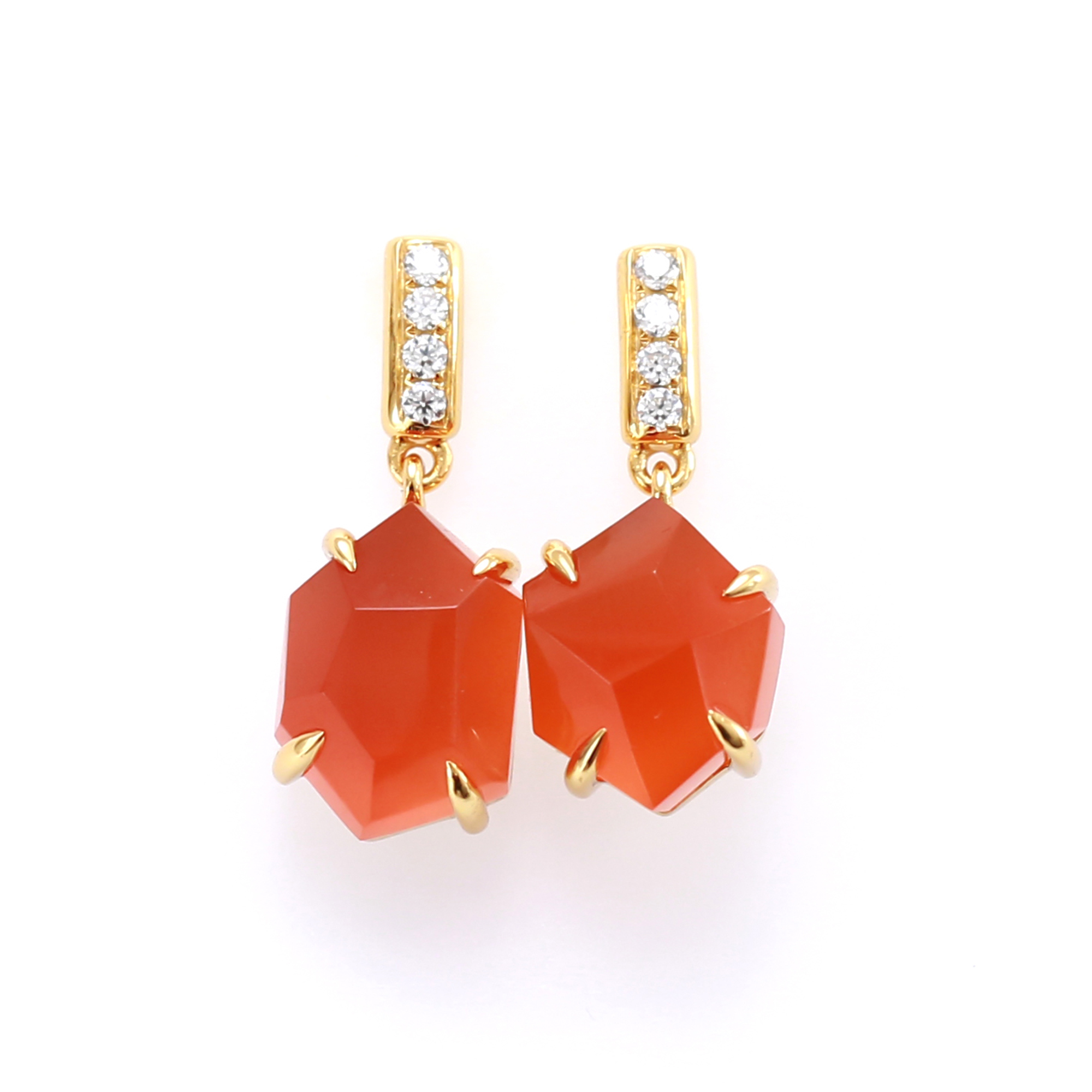 Bee Sharpness Collection South Red Agate Earring