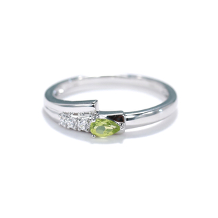 Spring Breeze Collection 925 Silver Peridot Ring