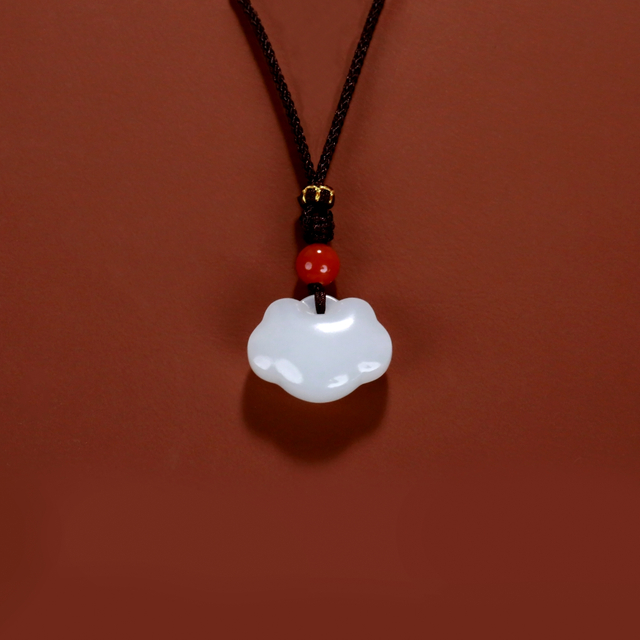 Hetian Jade Collection Hetian Jade White Safety Lock Pendant